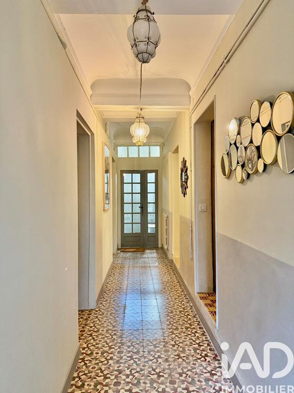 Maison - 217 m² - 7 pièces