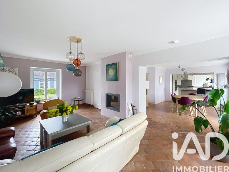 Maison - 184 m² - 9 pièces