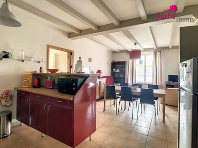 Maison - 102 m² - 4 pièces