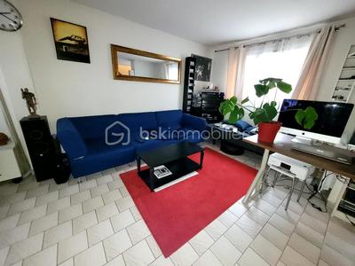 Maison - 77 m² - 4 pièces