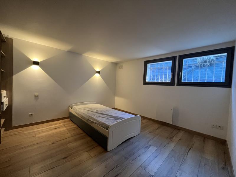 Villa - 400 m² - 10 pièces