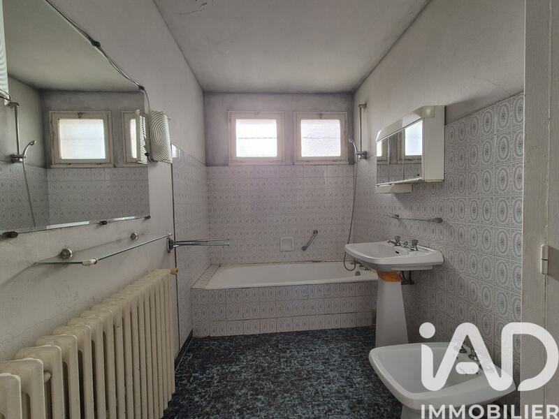 Maison - 97 m² - 4 pièces