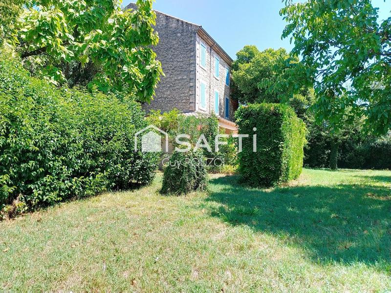 Maison - 320 m² - 14 pièces