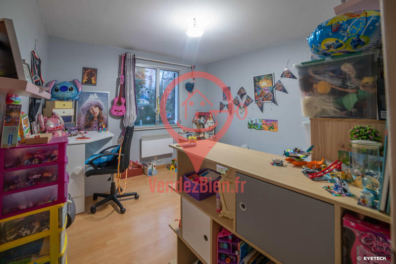 Maison - 90 m² - 5 pièces