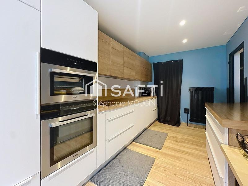 Appartement - 85 m² - 5 pièces