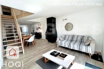 Loft - 96 m² - 5 pièces