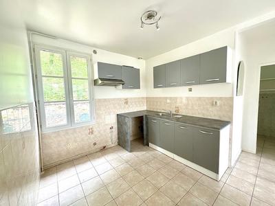 Appartement - 72 m² - 4 pièces