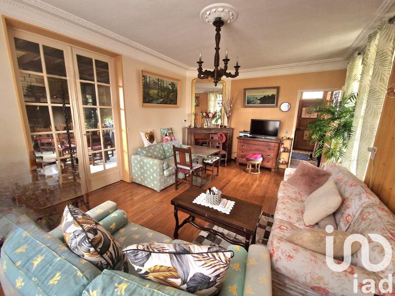 Maison - 170 m² - 8 pièces