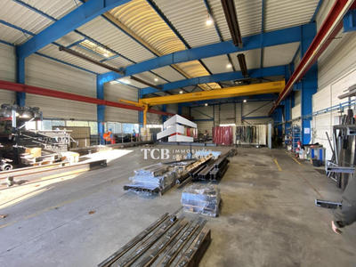 Local d'activités - 720 m²