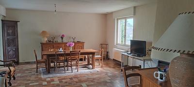 Maison - 159 m² - 6 pièces