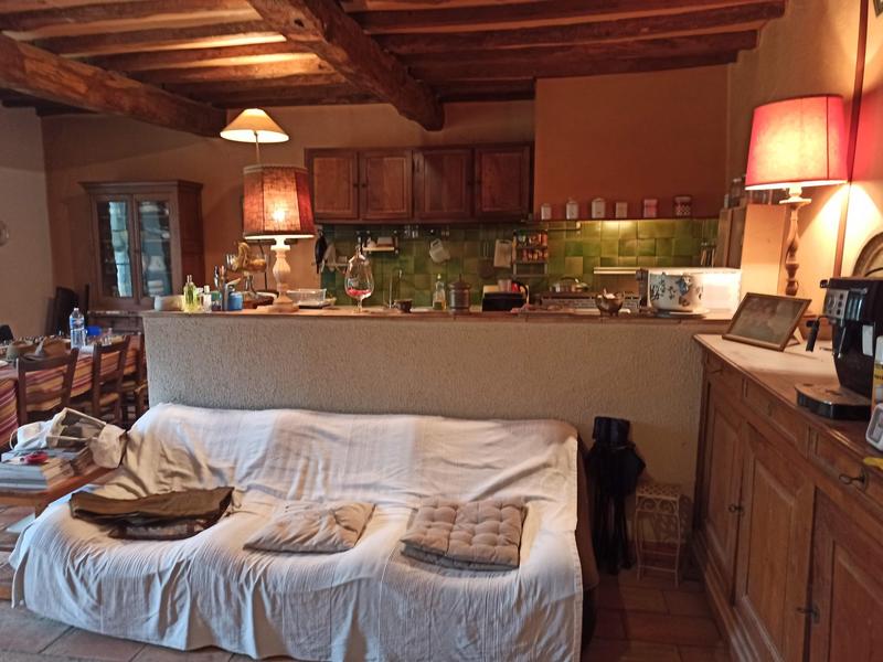 Maison traditionnelle - 280 m² - 7 pièces