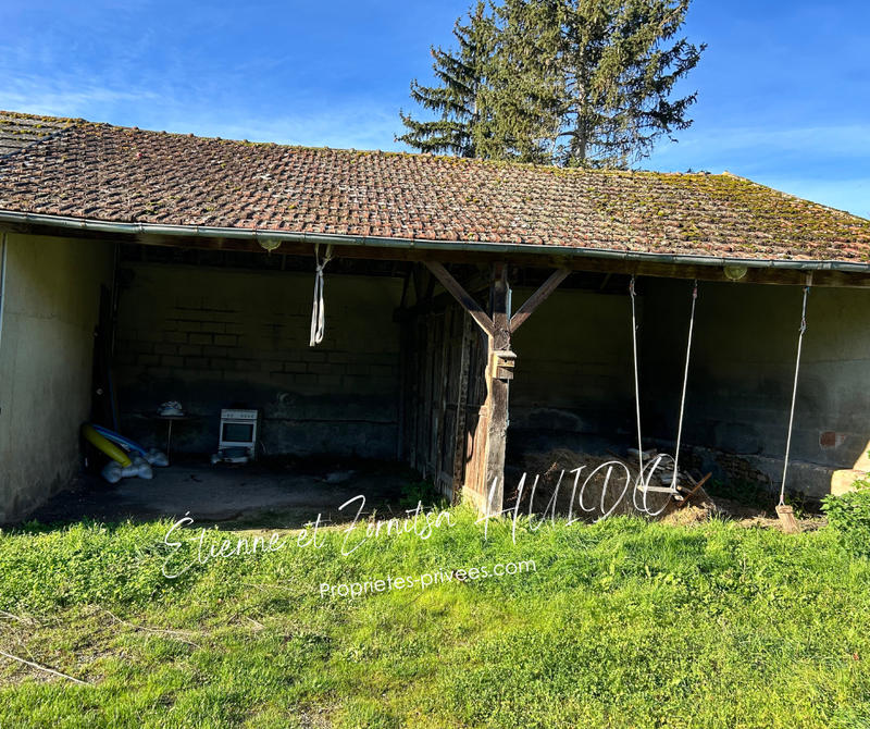 Maison - 256 m² - 10 pièces