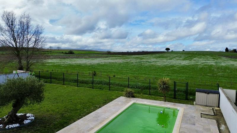 Villa - 121 m² - 5 pièces