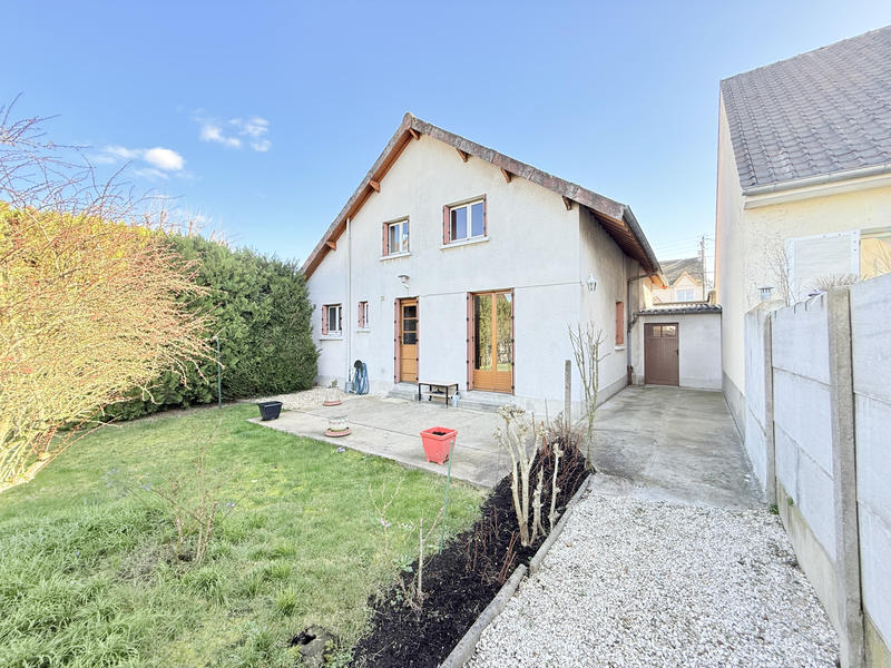 Maison - 115 m² - 6 pièces