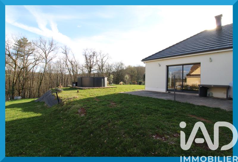 Maison - 110 m² - 6 pièces