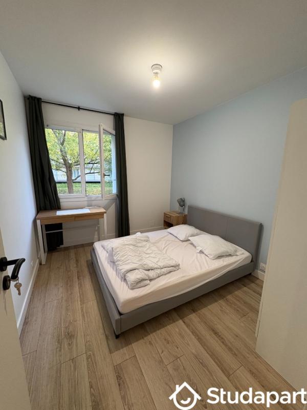 Chambre - 9 m² - 1 pièce