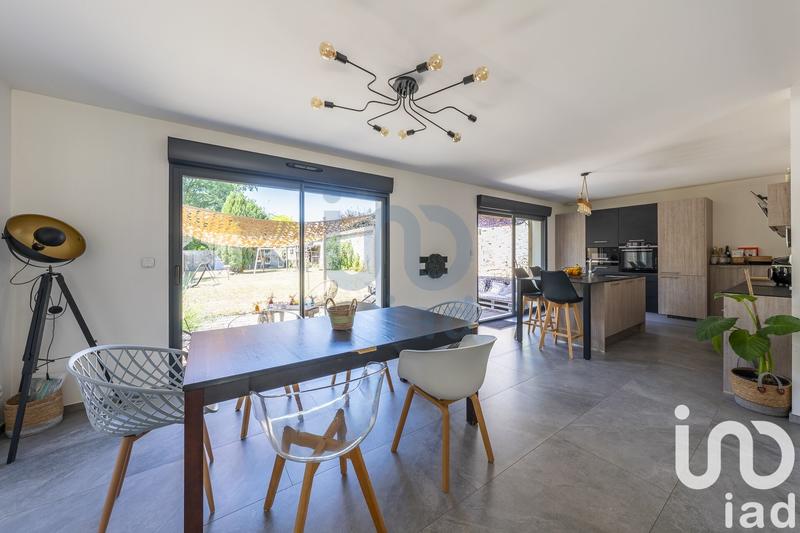 Maison - 127 m² - 5 pièces