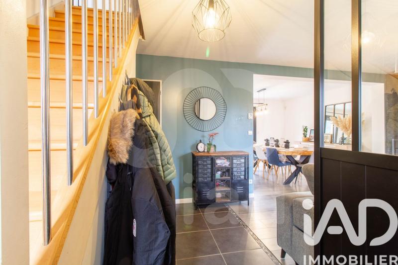 Maison - 105 m² - 5 pièces