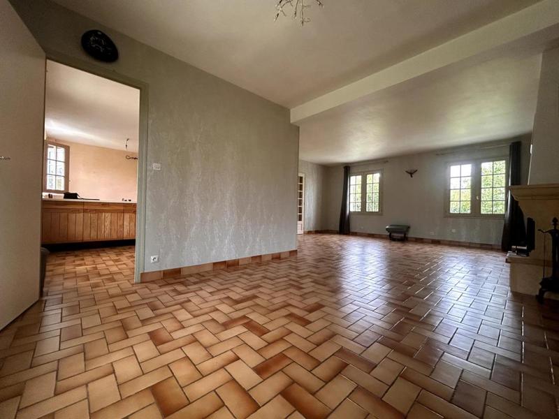 Maison traditionnelle - 146 m² - 6 pièces