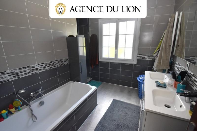 Maison - 160 m² - 7 pièces