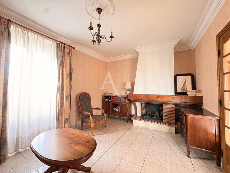 Maison - 98 m² - 4 pièces