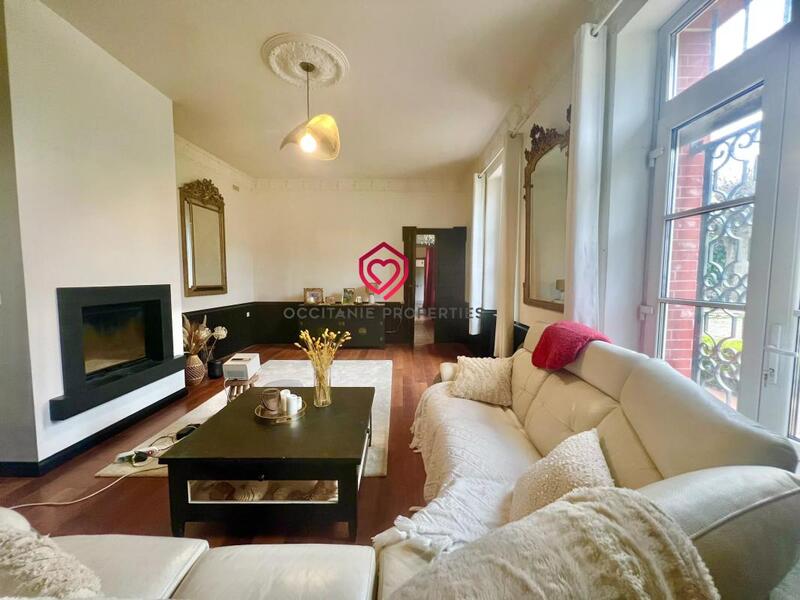 Maison de maîtres - 308 m² - 9 pièces