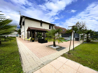 Villa - 107 m² - 5 pièces