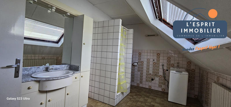 Maison - 180 m² - 7 pièces