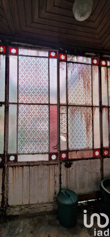 Maison - 225 m² - 7 pièces