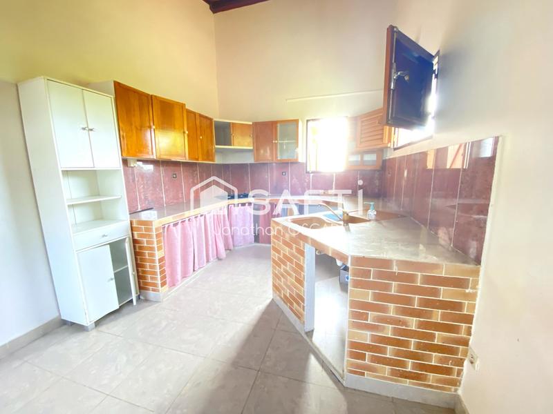 Appartement - 133 m² - 4 pièces