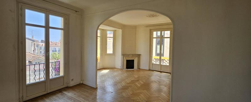 Appartement - 117 m² - 5 pièces