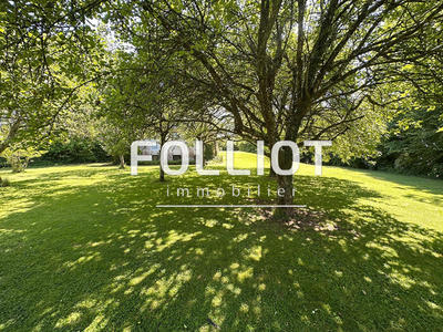 Maison - 294 m² - 9 pièces