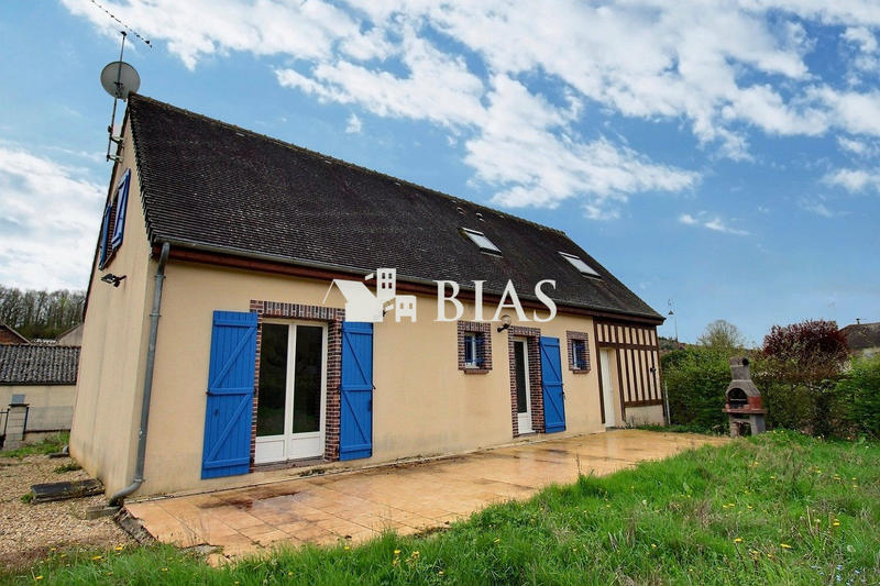 Maison traditionnelle - 119 m² - 6 pièces