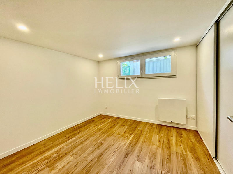 Maison - 148 m² - 10 pièces