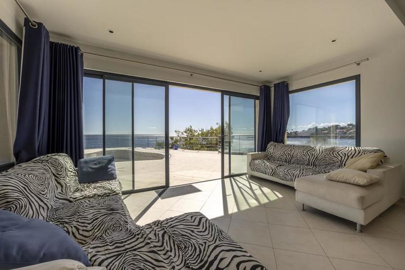 Villa - 240 m² - 8 pièces