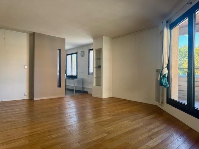 Appartement - 98 m² - 3 pièces