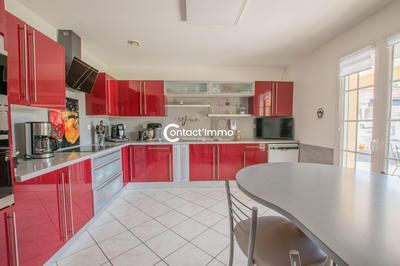 Maison - 122 m² - 4 pièces