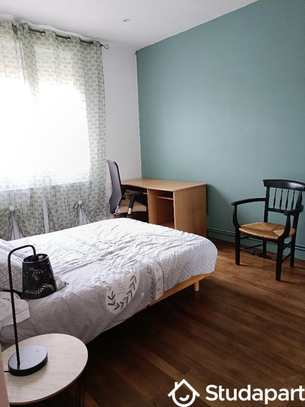 Chambre - 15 m² - 1 pièce