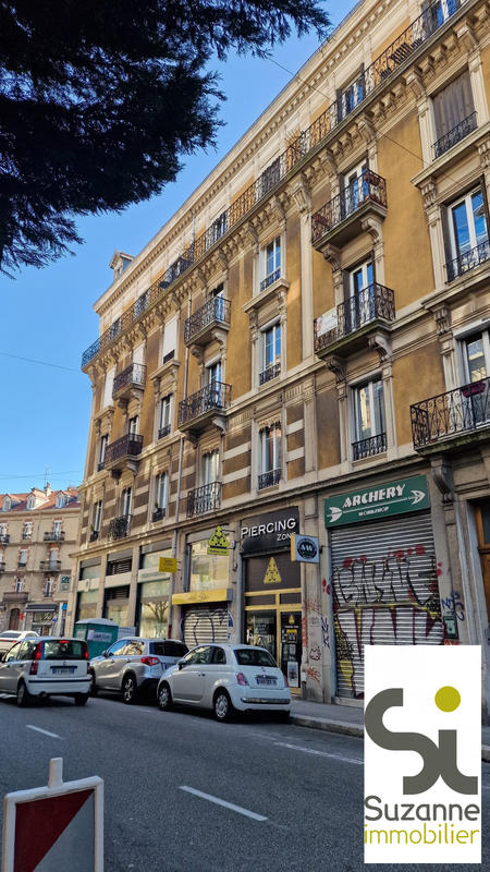 Appartement - 56 m² - 2 pièces