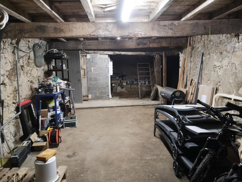 Propriété - 280 m² - 8 pièces