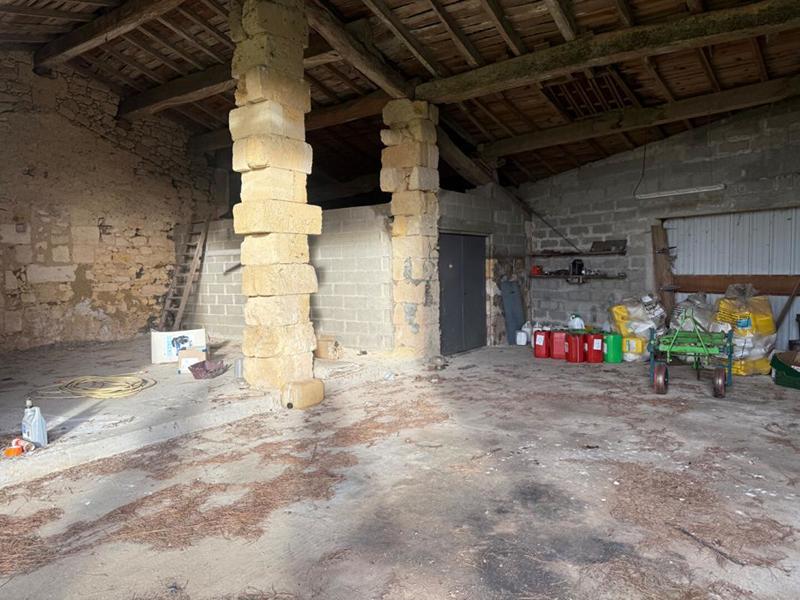 Maison - 252 m² - 11 pièces