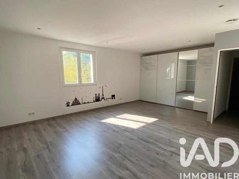 Maison - 266 m² - 10 pièces