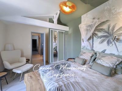 Maison - 226 m² - 15 pièces