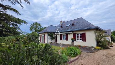 Maison - 207 m² - 11 pièces