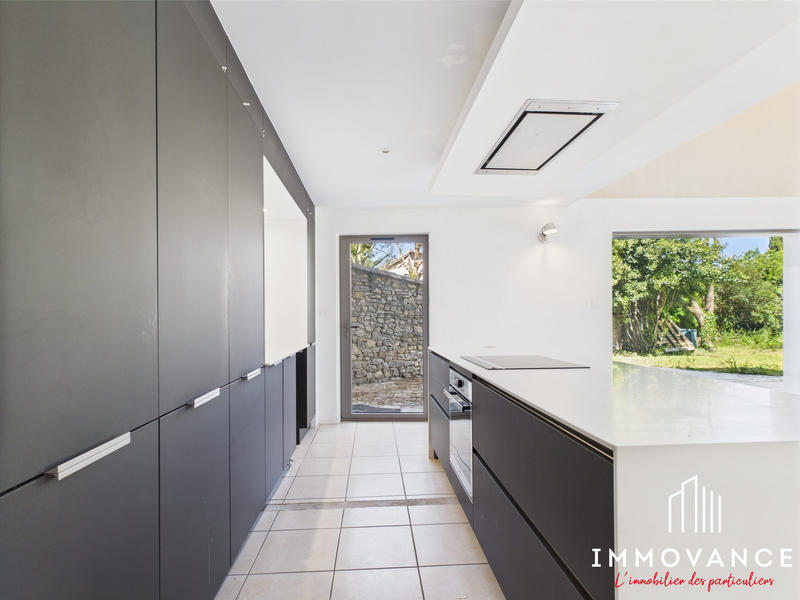 Maison ancienne - 166 m² - 7 pièces