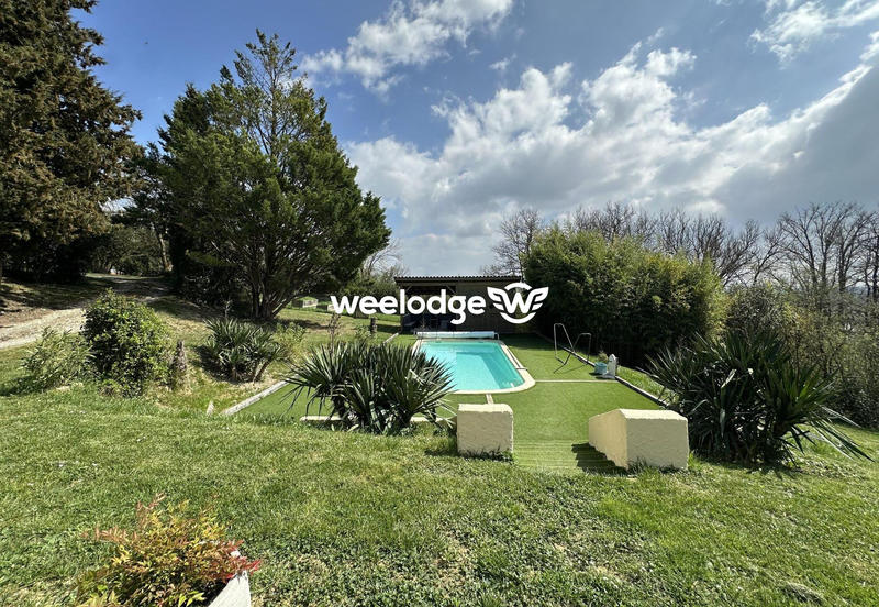 Maison - 227 m² - 7 pièces