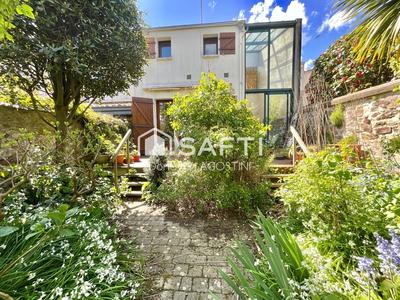 Maison - 110 m² - 4 pièces