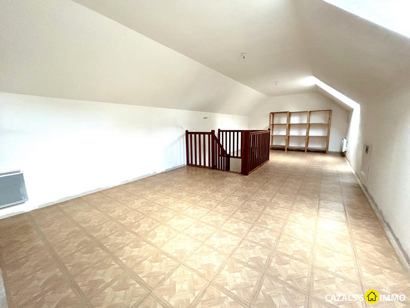 Maison traditionnelle - 163 m² - 6 pièces