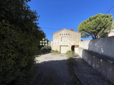 Maison - 82 m² - 6 pièces