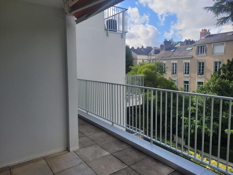 Appartement - 95 m² - 3 pièces